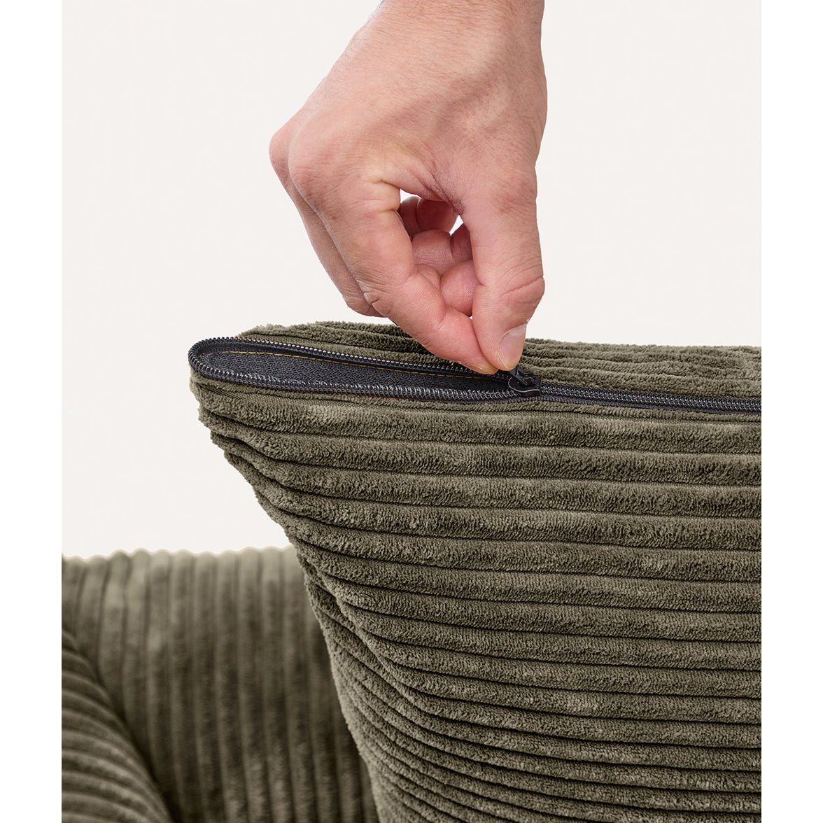 Detail van de Groene hondenmand met ribfluwelen corduroy stof van het merk cafide